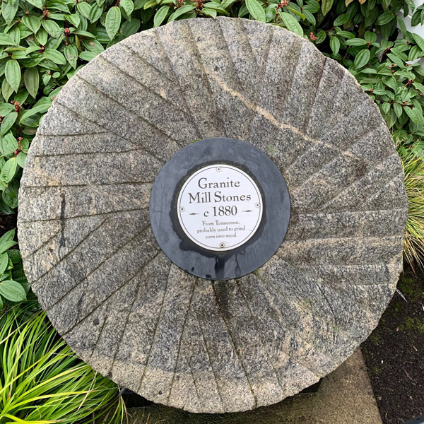 round grain stone from 1880