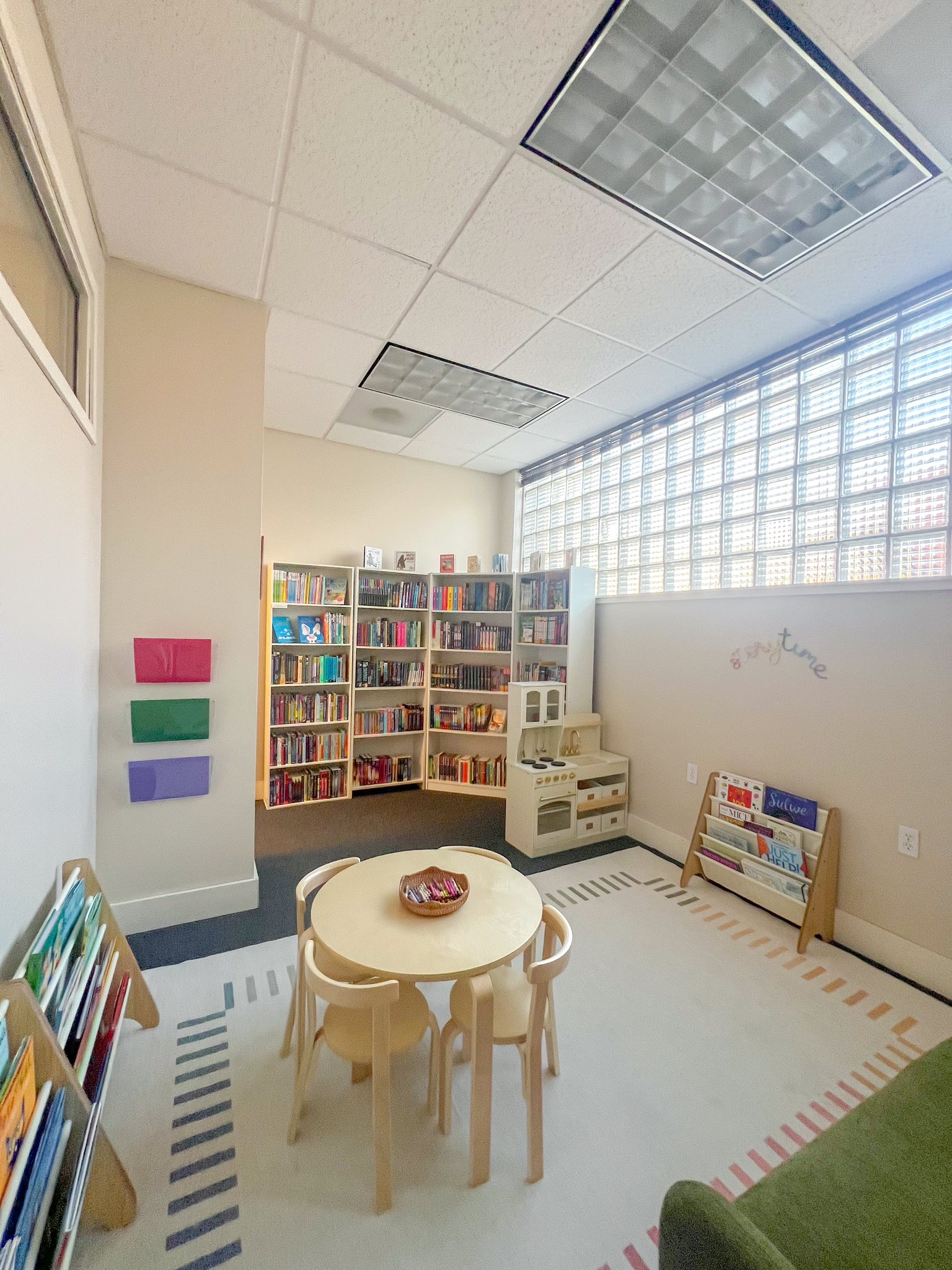 Kids reading area at Oliver Bookstore in Prineville, Oregon