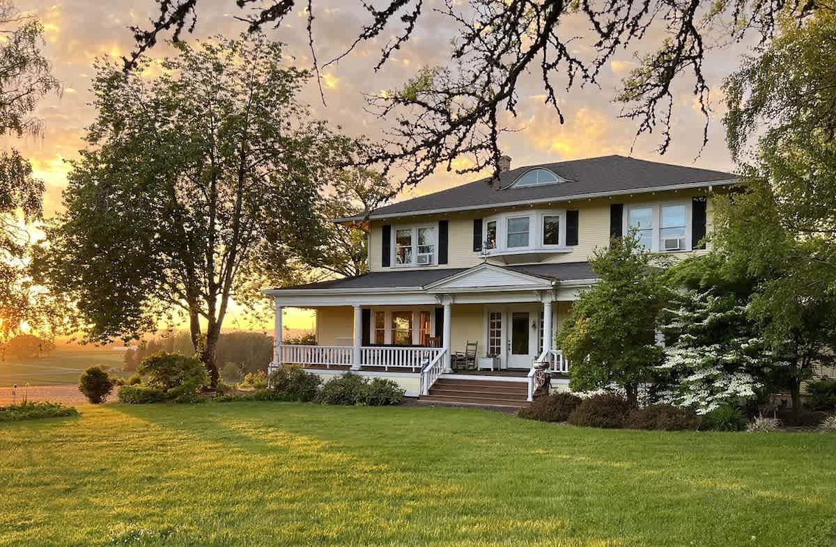 1911 farm house with vineyard views