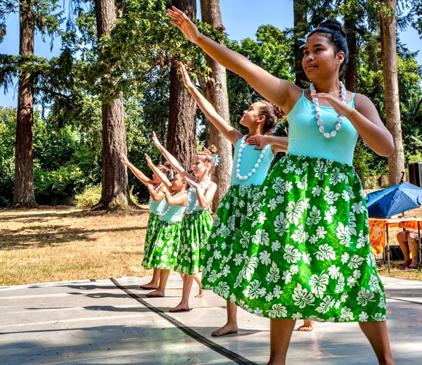 Paradise of Samoa Polynesian Dance Troupe