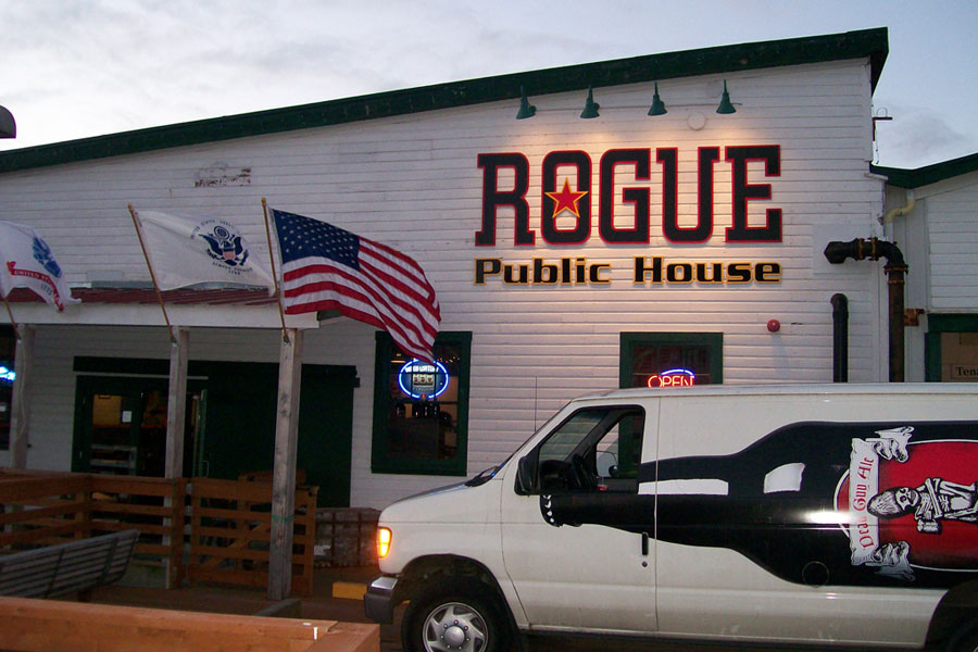 Rogue_Ales_Astoria_1.jpg