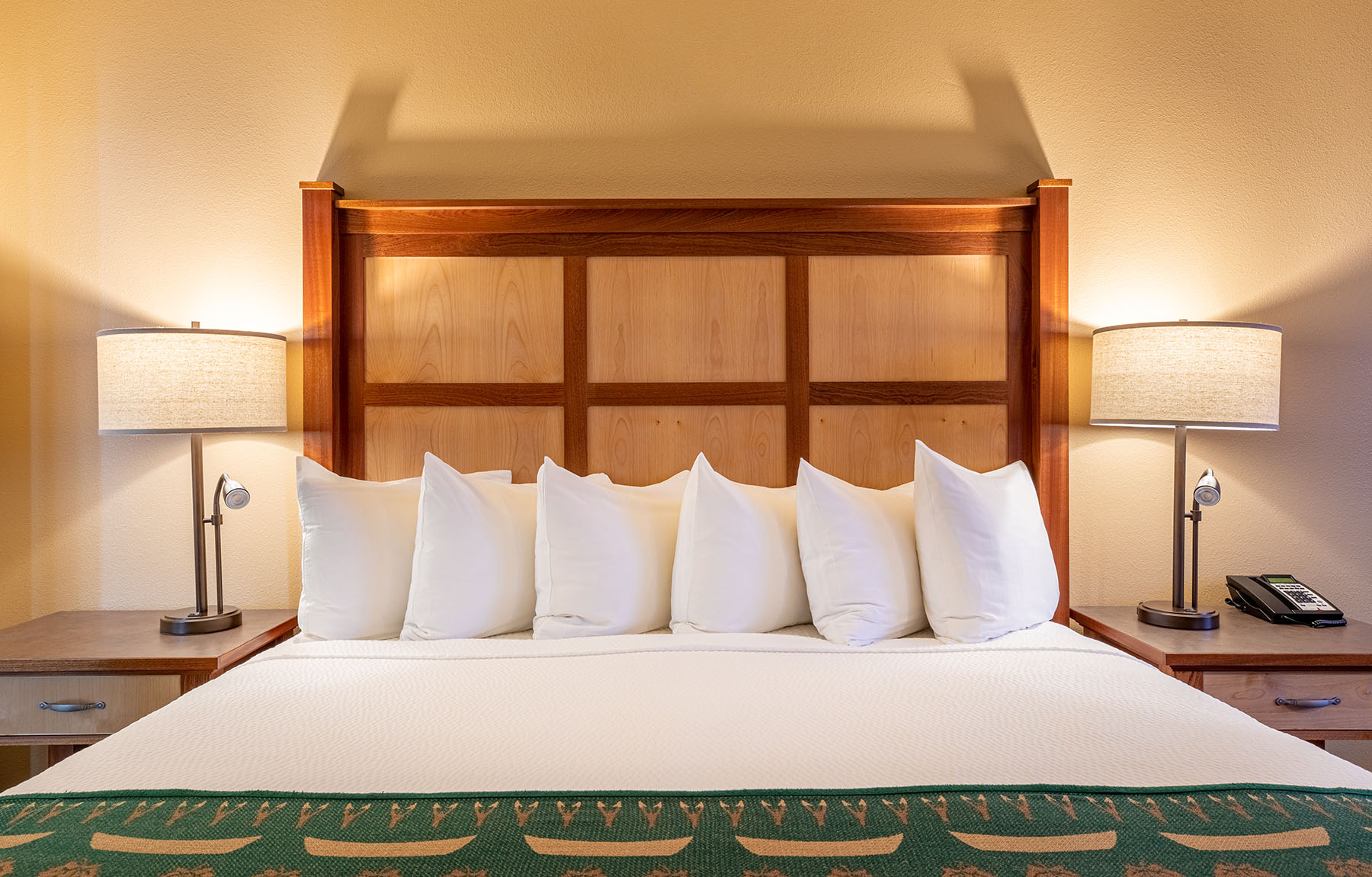 King bed in Ko-Kwel Resort Tower Room