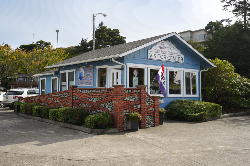 visitor center exterior in Bandon Oregon