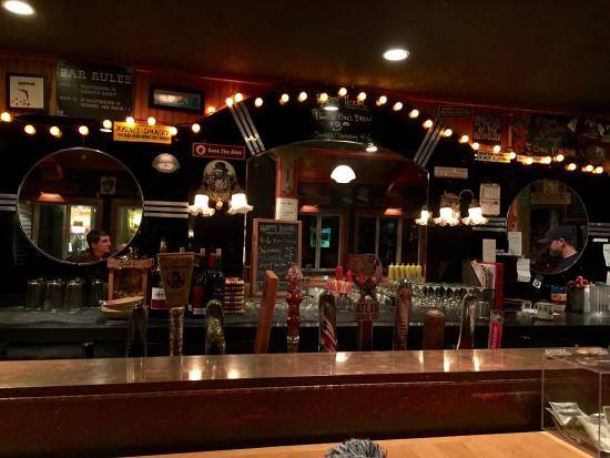 Bill's Tavern & Brewhouse.jpg