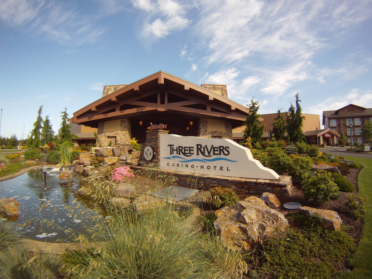 Three Rivers Casino - Oregon Coast Visitors Association