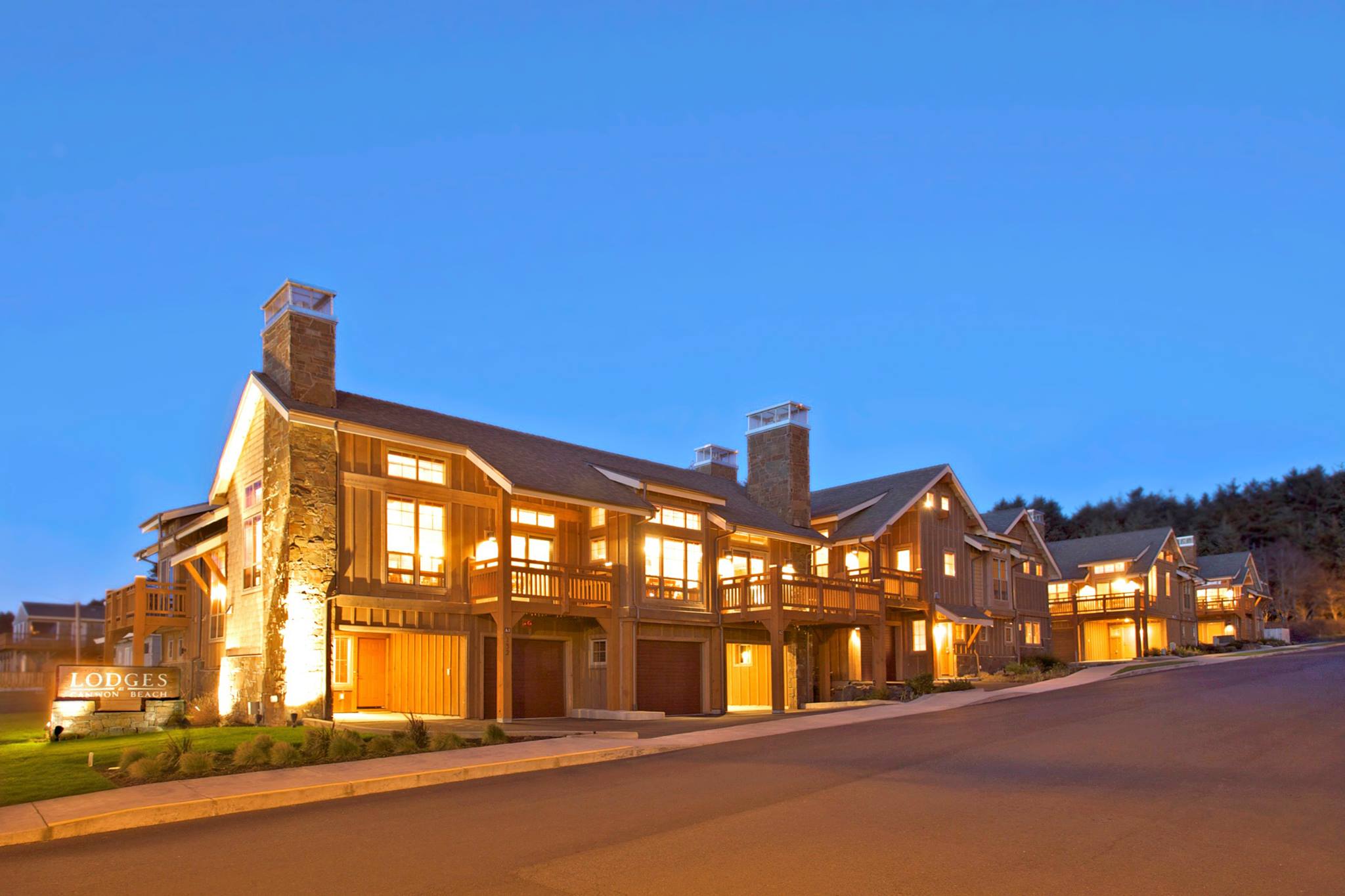 Lodges at Cannon Beach.jpg