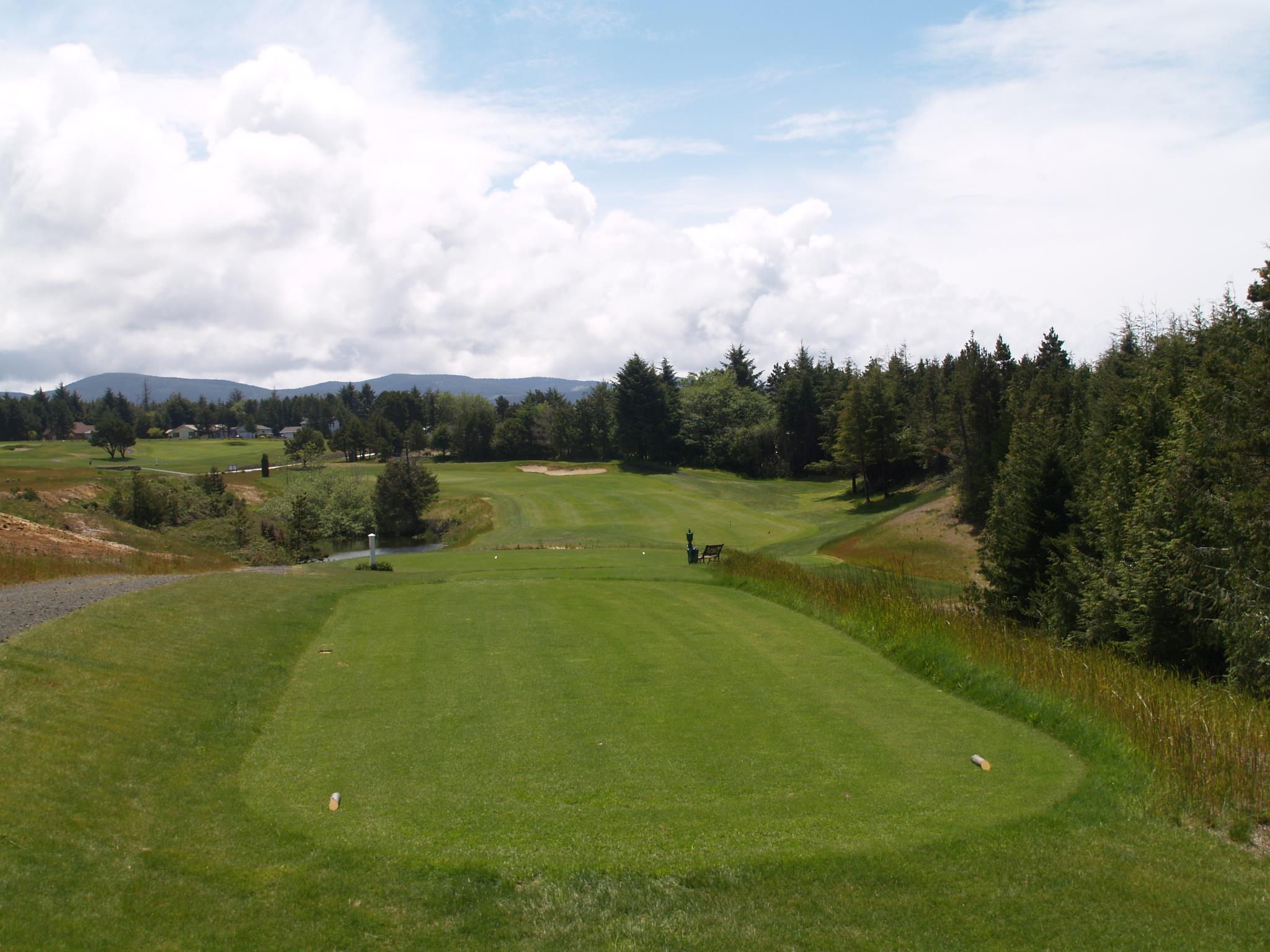 Crestview Golf Club.jpg