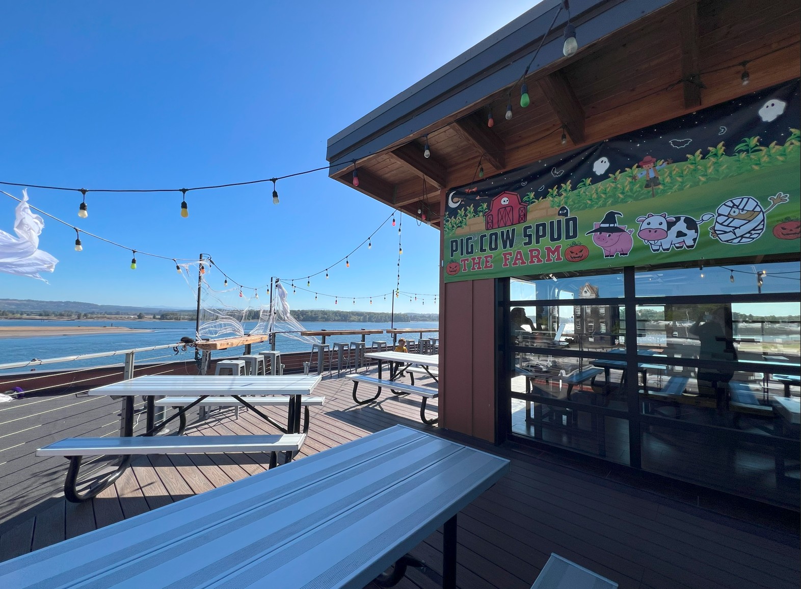 Rooftop seating area