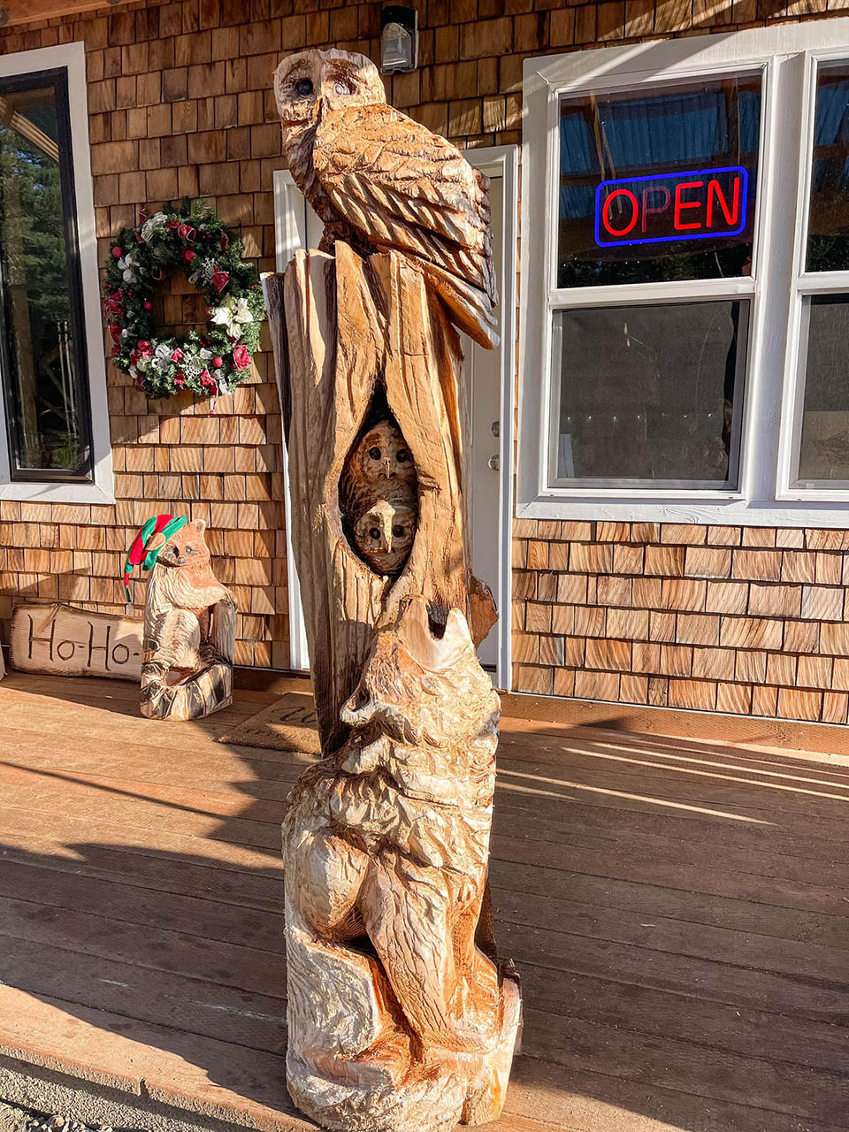 Animal-Totem-Wylder-Wood-Carvingz-Lakeside-Oregon.jpg