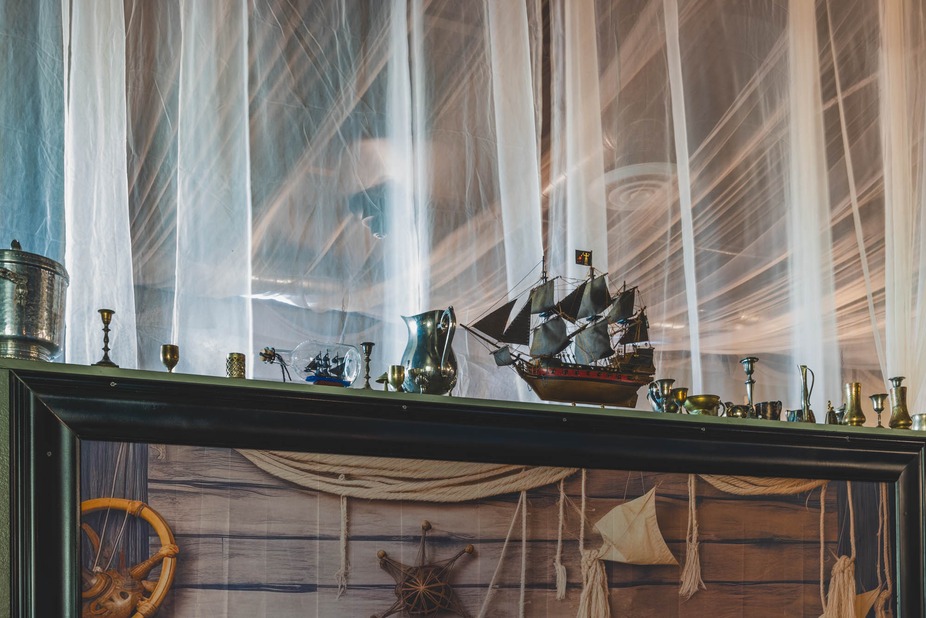 Pirate themed decor at The Lucky Pirate Chop House in Brookings, Oregon