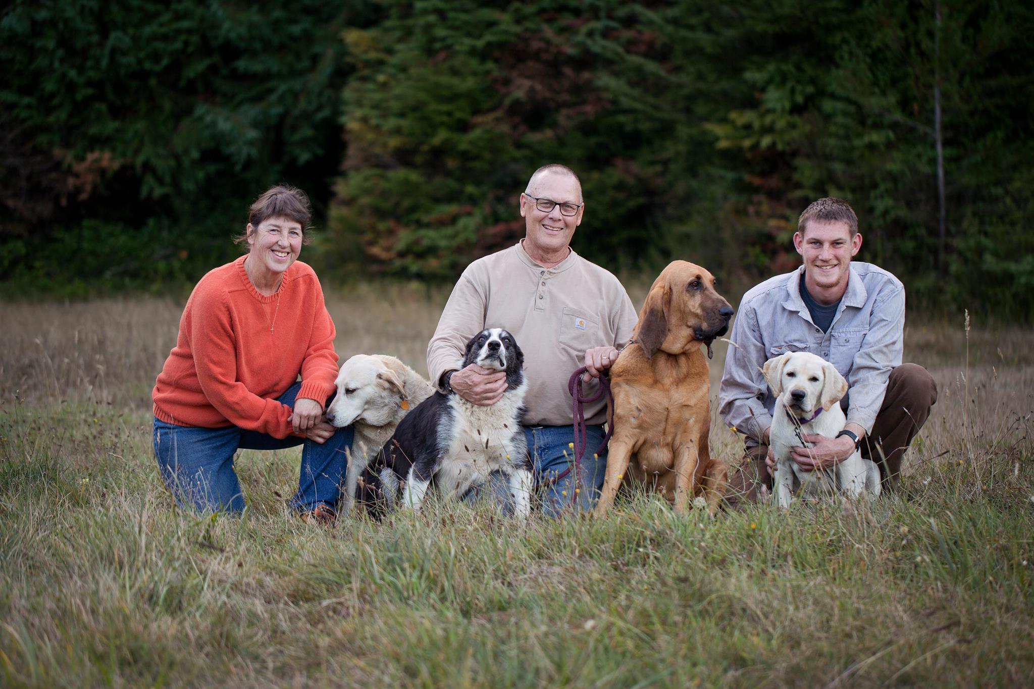 Family-with-Dogs-Jensen-Blueberries-Langlois-Oregon.jpg