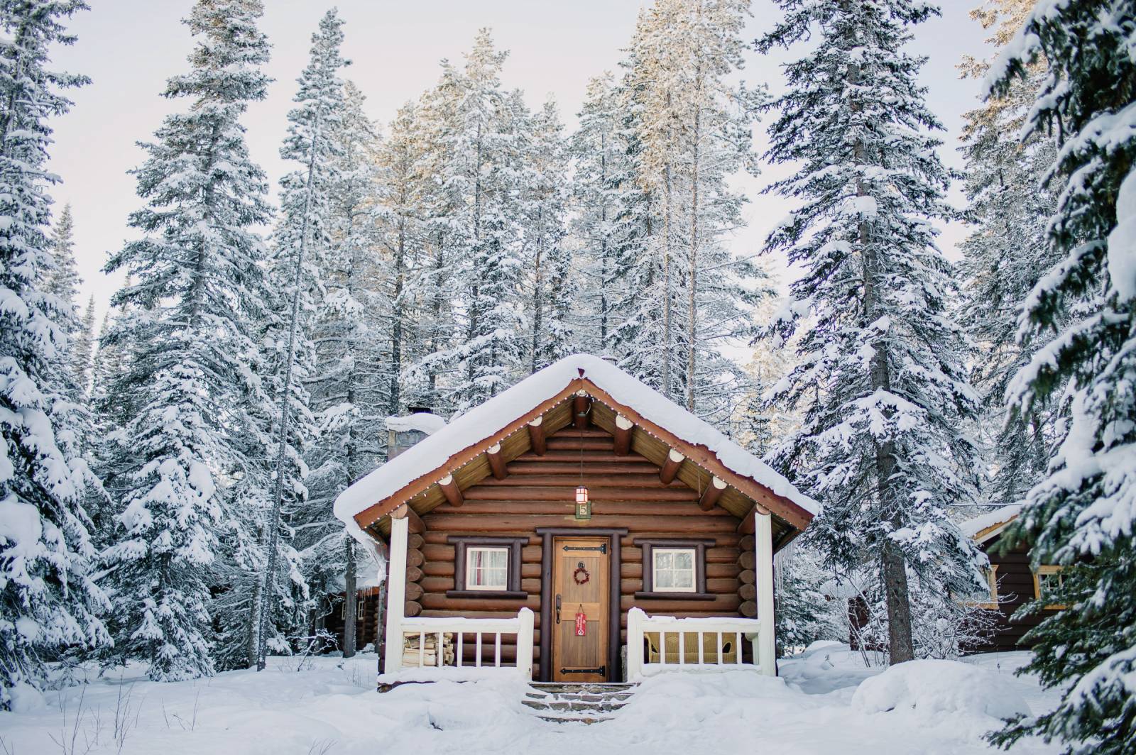 Snow-Day-Paradise-Lodge-Agness-Oregon.jpg