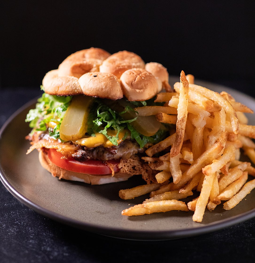 Burger-Fries-Kismets-Landing-Restaurant-Reedsport-Oregon.jpg