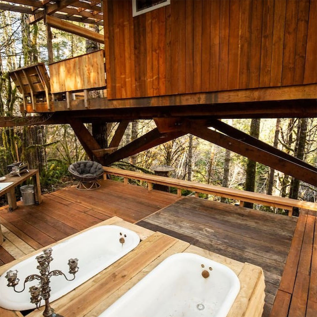 Outdoor bathtubs at Heartland Treehouse in Langlois, Oregon