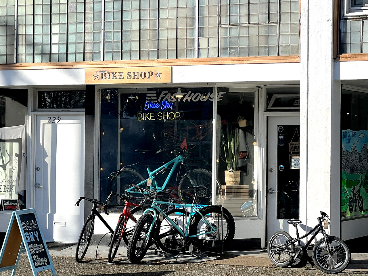 Exterior of Blue Sky Bike Shop in Coos Bay, Oregon
