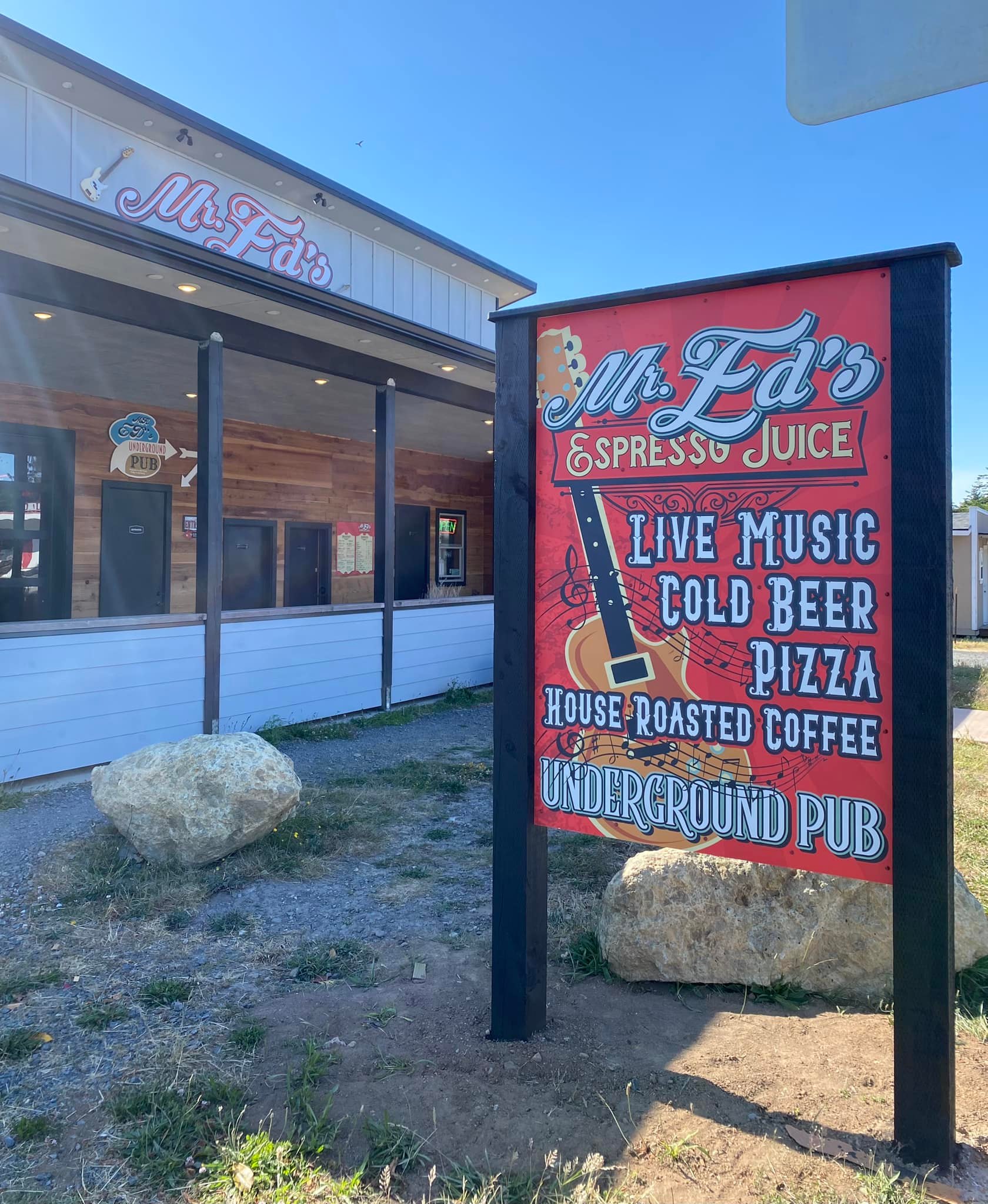 Sign out front at Mr. Ed's Espresso, Juice, and Underground Pub in Port Orford, Oregon