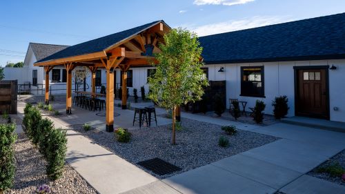exterior pavilion area of the Bon Temps Suites