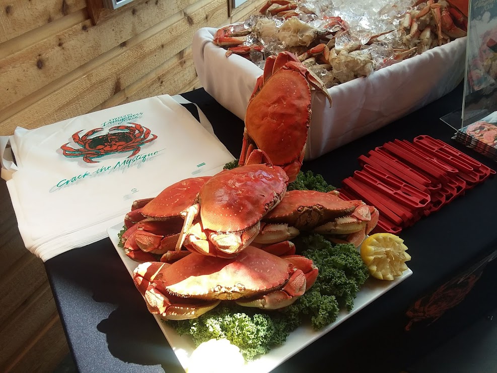 photo of dungeness crab displayed on buffet table
