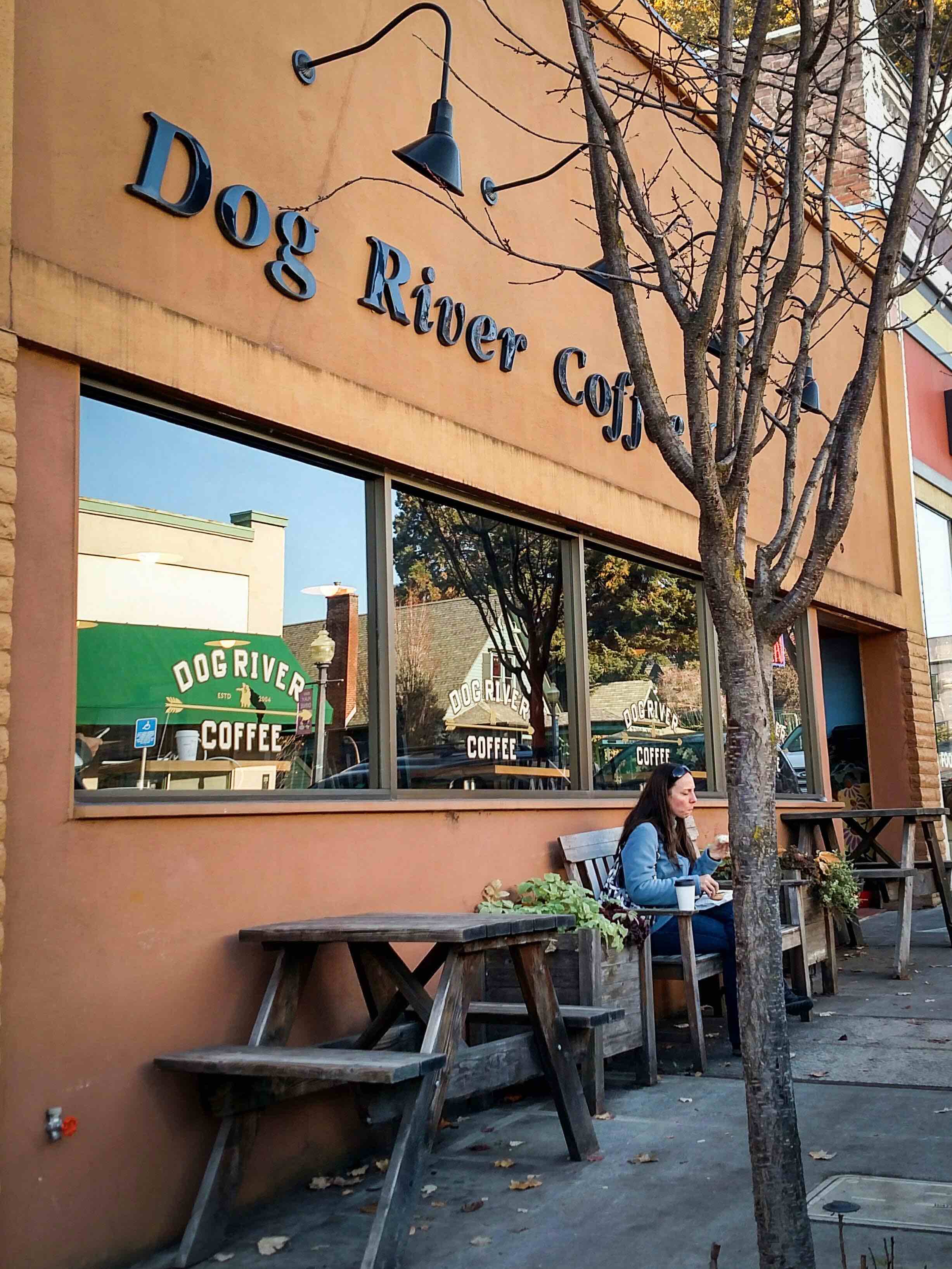 Dog River Coffee - Travel Oregon