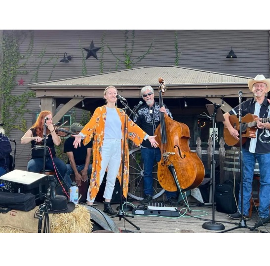 Joe & The Wheelmonkeys at Scotch Church Road Vineyard