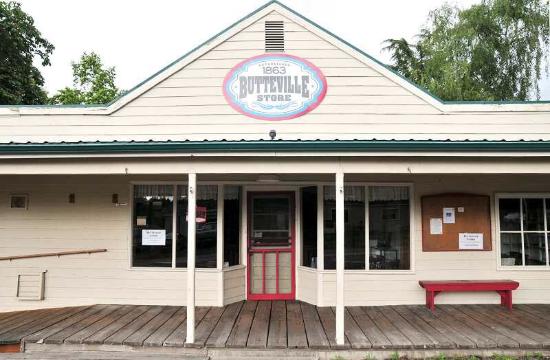 Historic Butteville Store