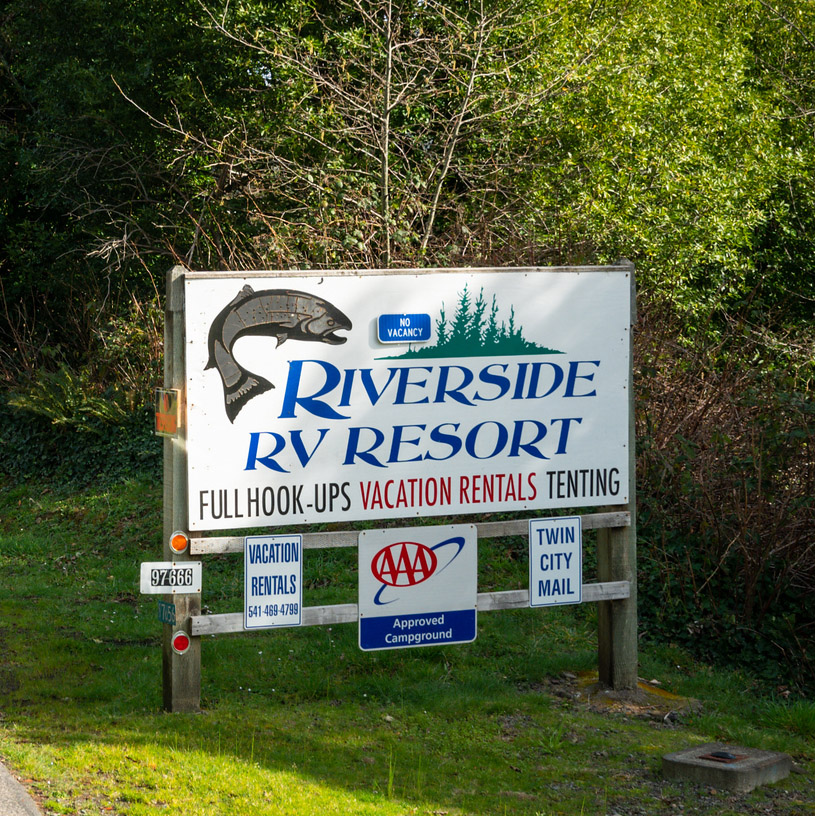 Riverside RV Resort Sign Brookings Oregon