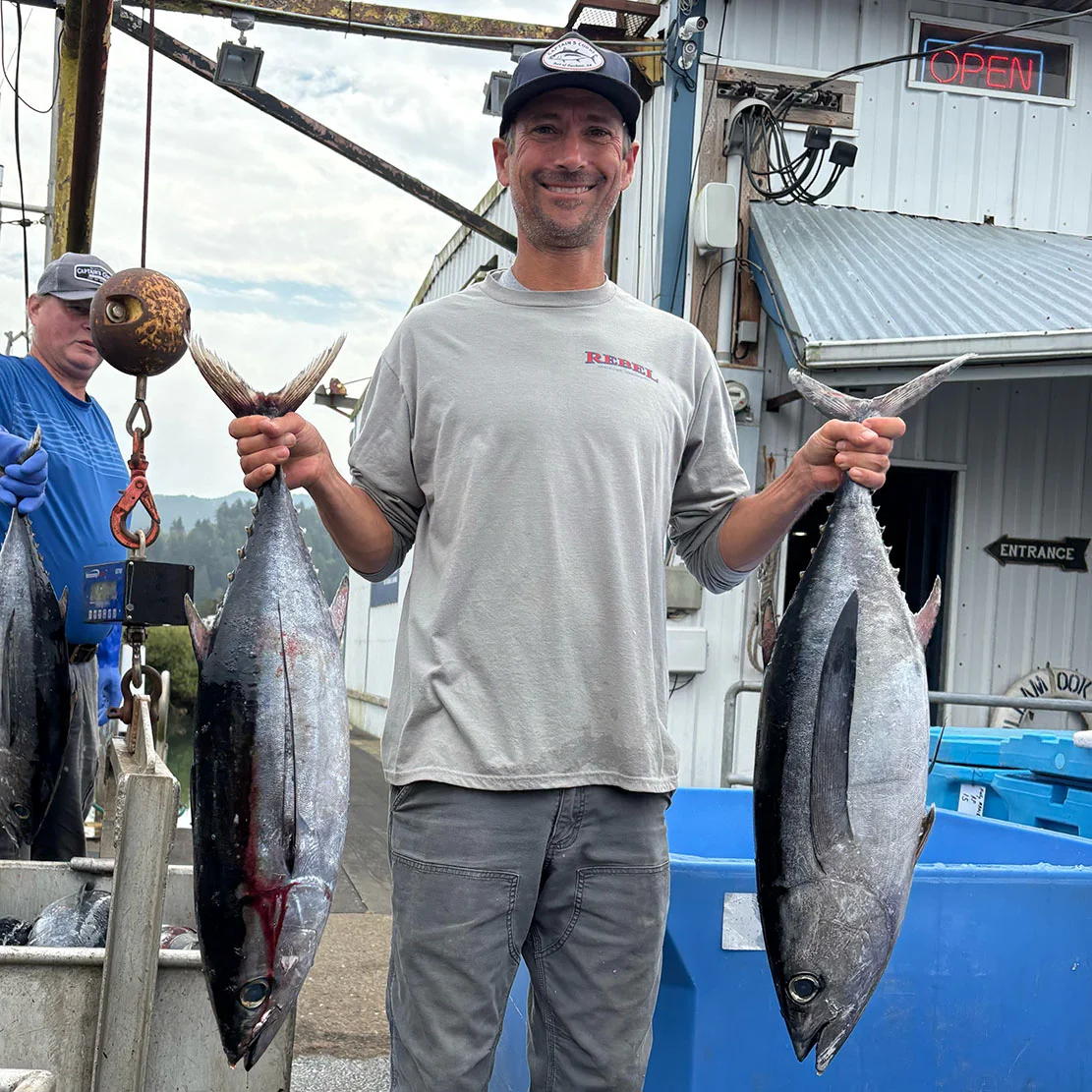 Albacore Tuna offload at Captain_s Corner.jpg