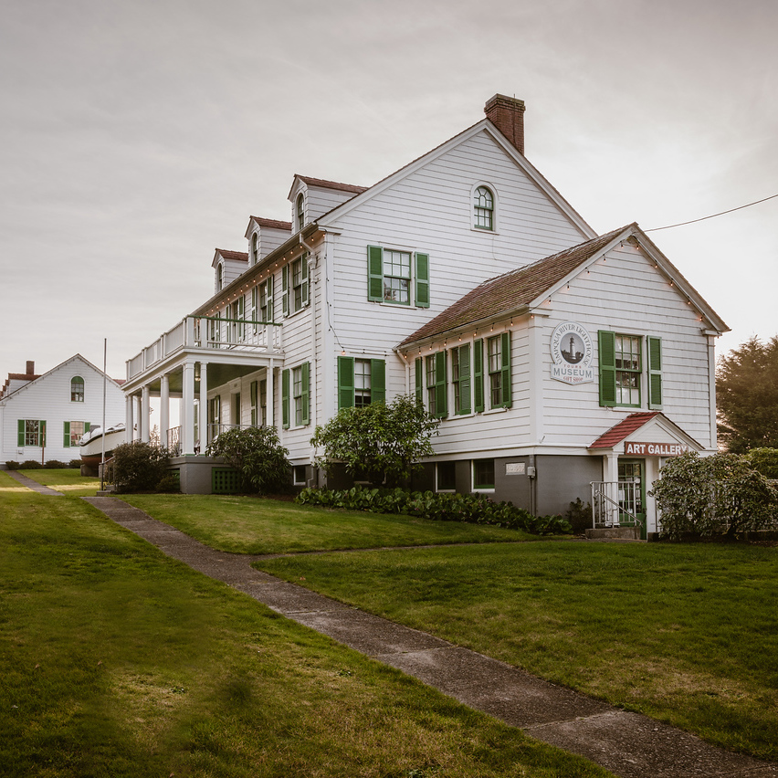 Umpqua River Lighthouse Museum Winchester Bay Oregon