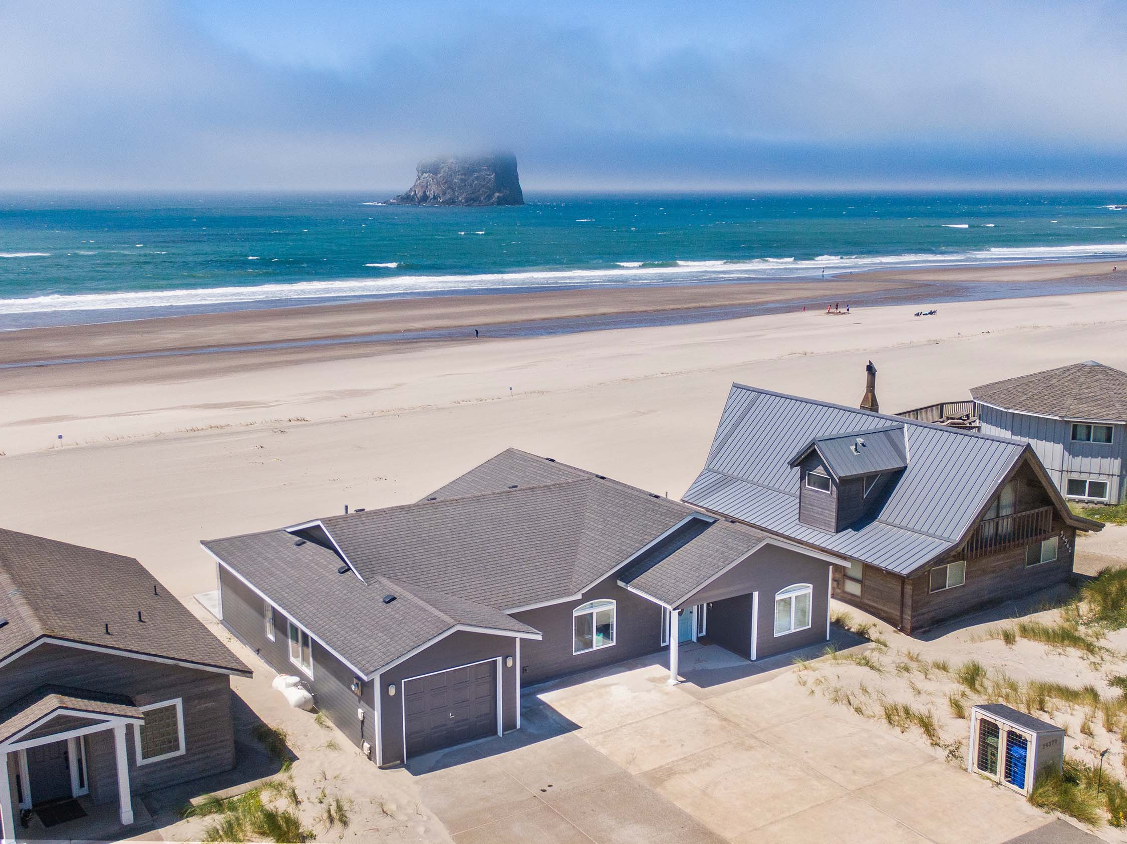 Beachlandia ocean view Pacific City Oregon Vacation Rental
