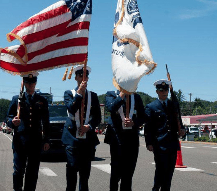 2019 - Reedsport Memorial Parade - Honor Guard.jpg