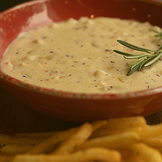 bc59ba546e5b2b6cacdd15b78c660a26_G2Squatchsamifoodtrucklifeoregoncoastthebestclamchowderawardwinning2.jpg