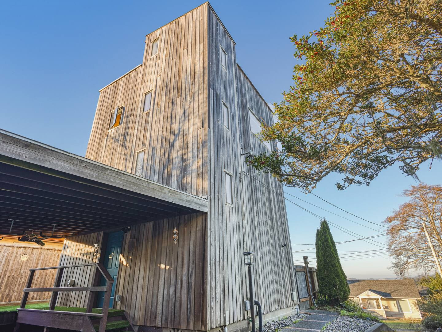 exterior of modular vacation rental home