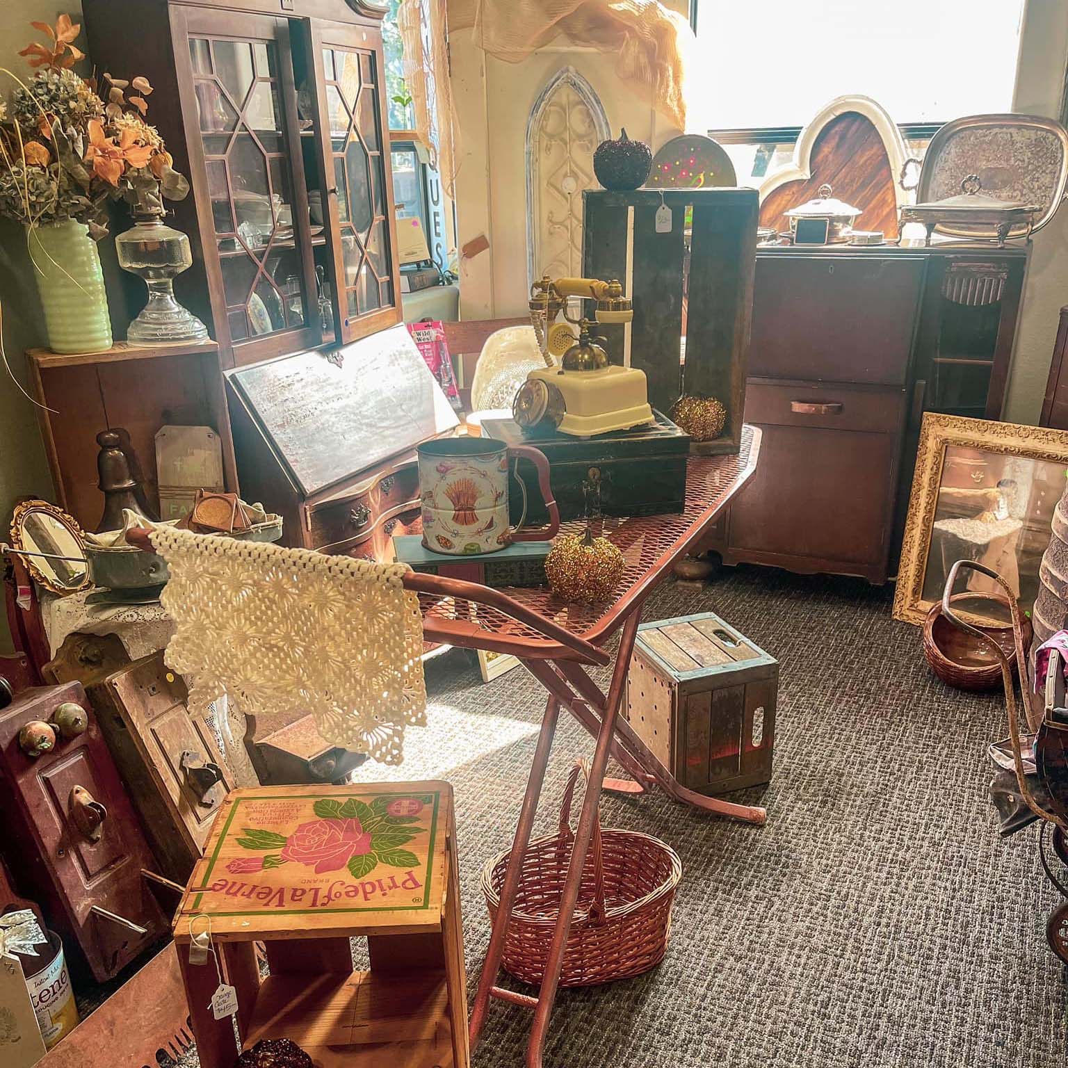 Abandoned Goods Antiques Bandon Oregon