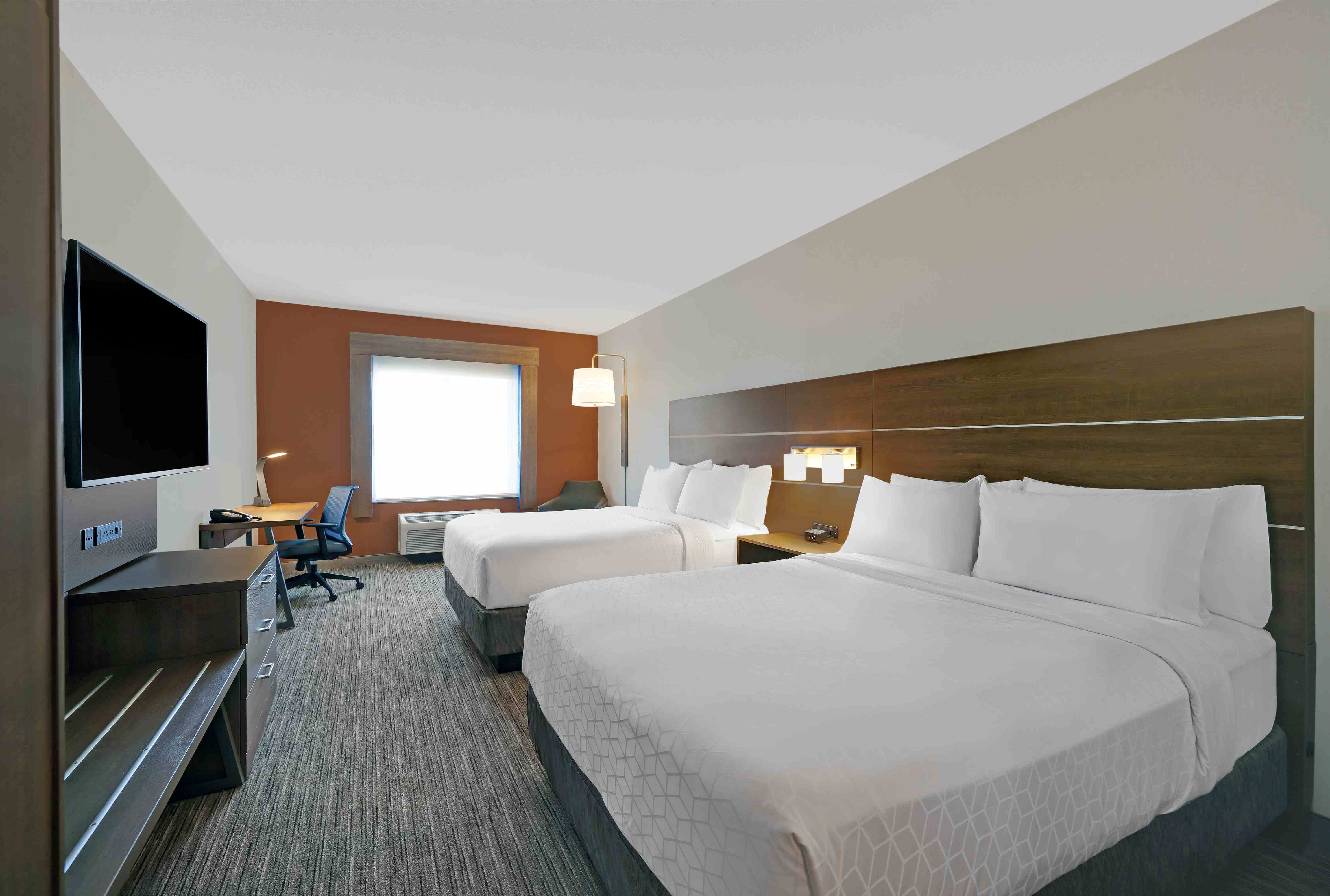Holiday Inn Express Newport