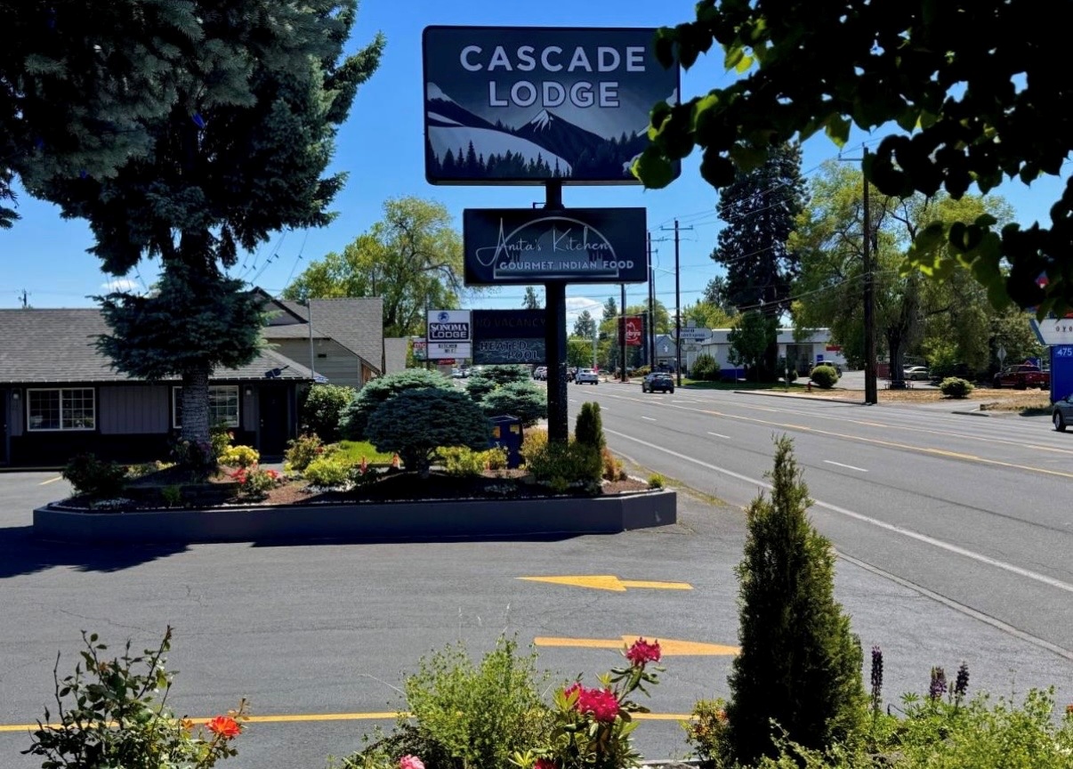 Cascade Lodge