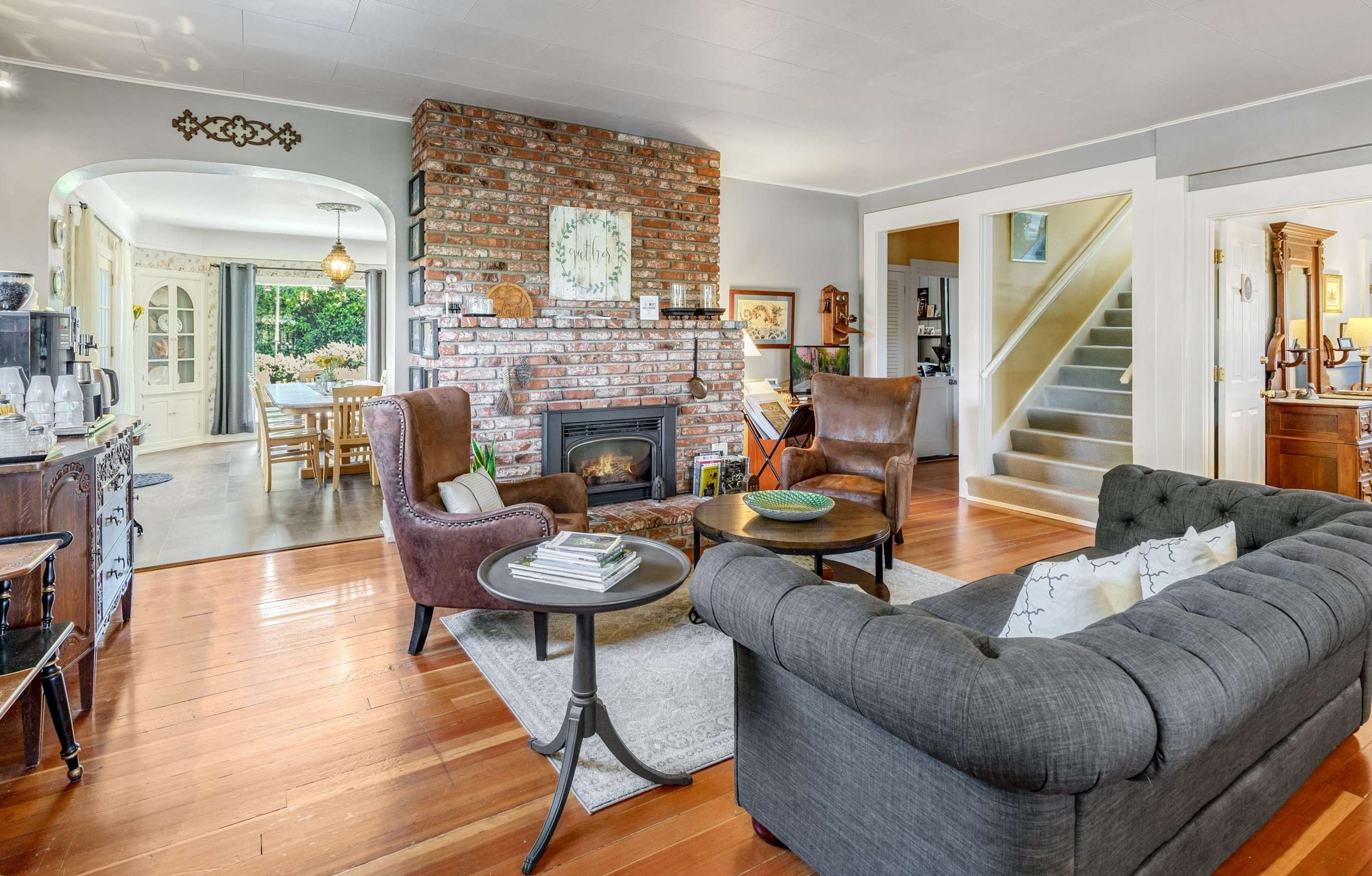 Oak Hill Bed & Breakfast