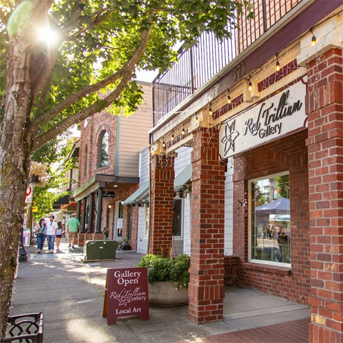 Red Trillium Gallery