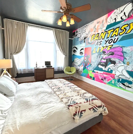 Photo of Room in Columbia Hotel