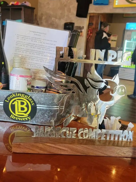 Fly-in Pig Barbecue Competition Photo