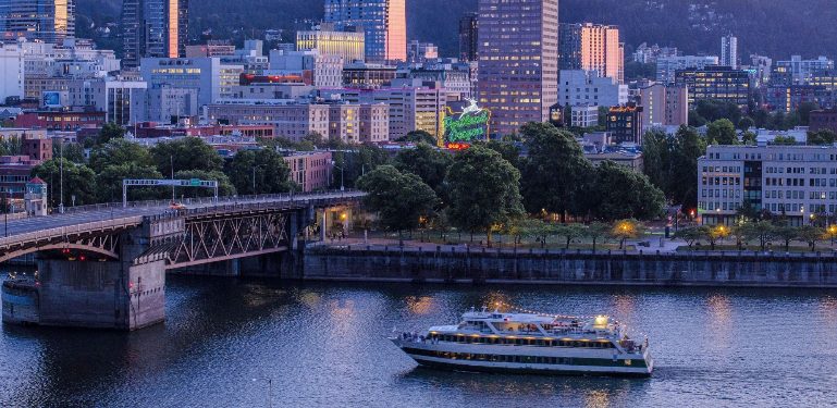 Portland Spirit sunset cruise with city skyline
