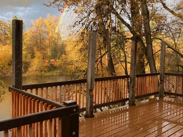 Motel Del Rogue Riverside View