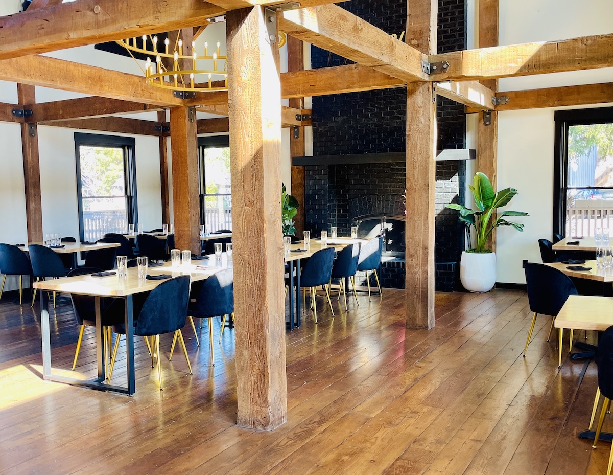 restaurant tables in a fine dining restaurant