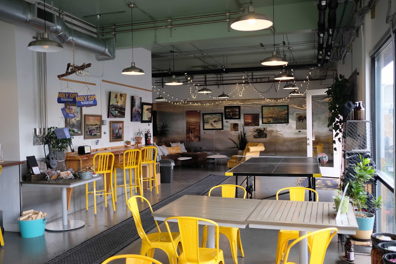 humm kombucha tasting room