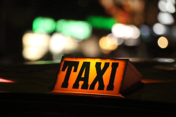 5 Dollar Taxi serving Central Oregon