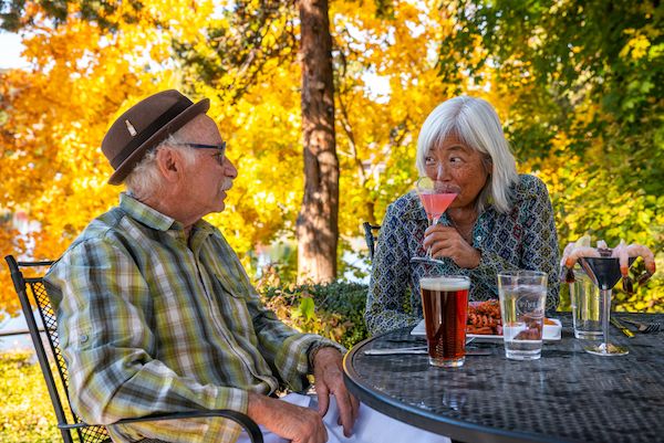 couple having drinks at Pine Tavern