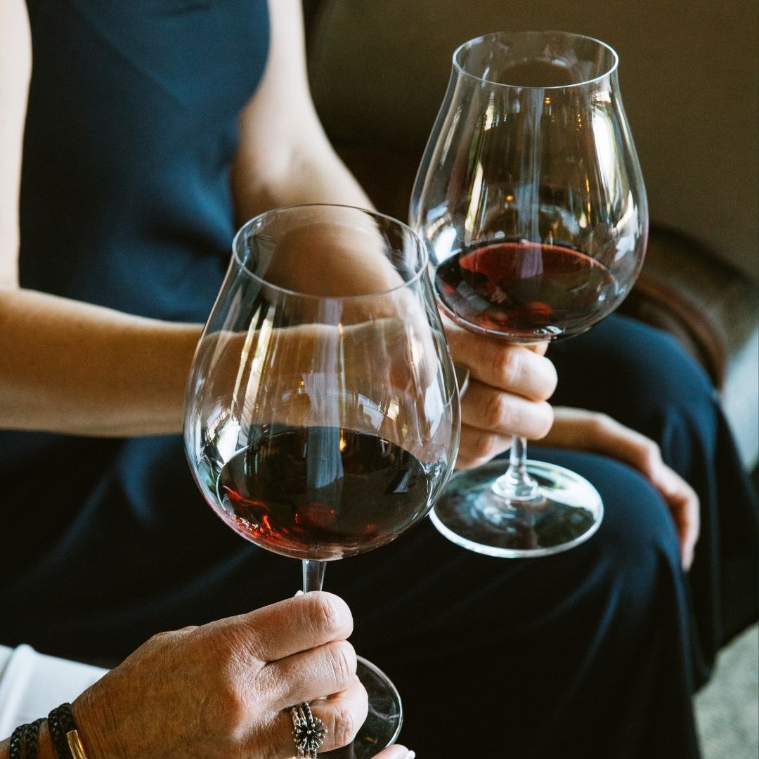 Social Hour at WillaKenzie Estate