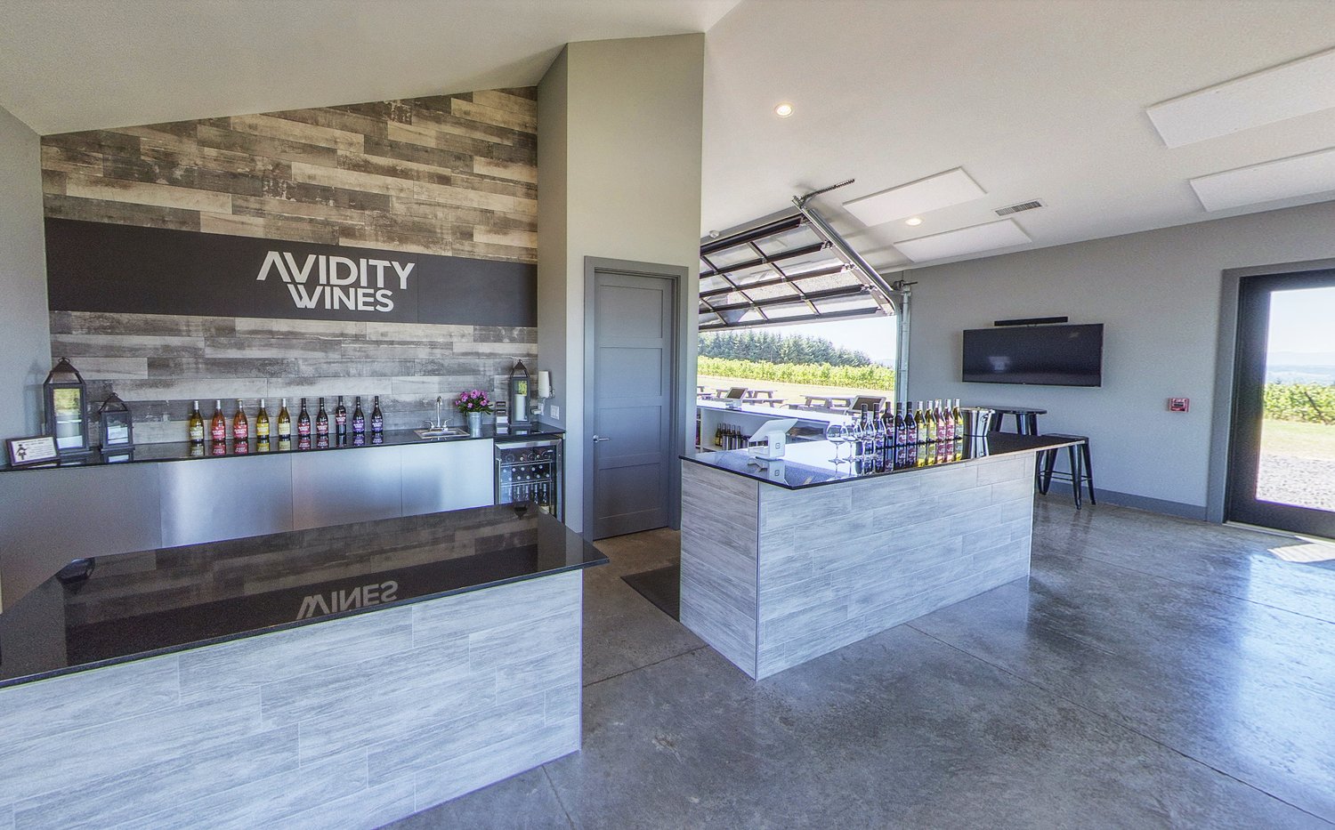 Avidity Wines indoor bar and tasing area