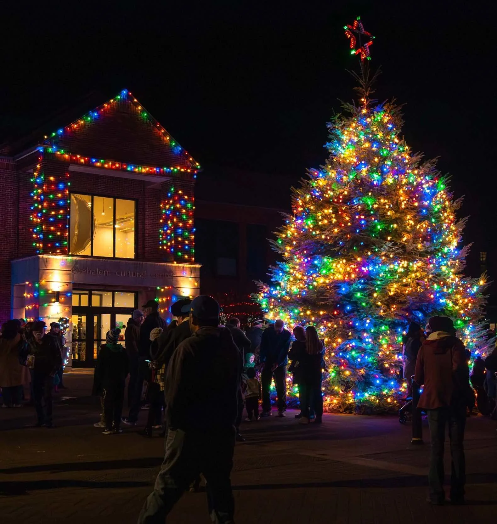 Holiday Tree Lighting