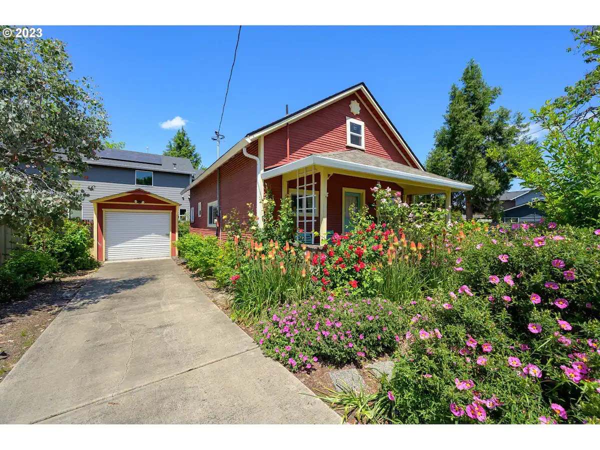 driveway view of front of house