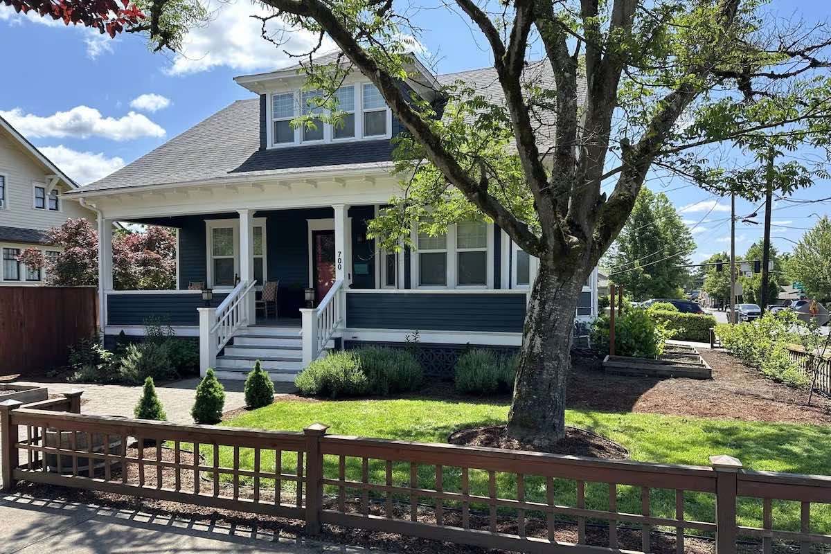 Central Newberg Location Rental